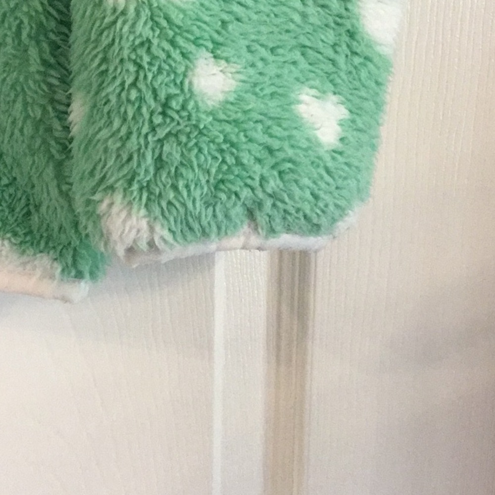 Cat & Jack Girls Mint Green Heart Fleece - Picture 4 of 7